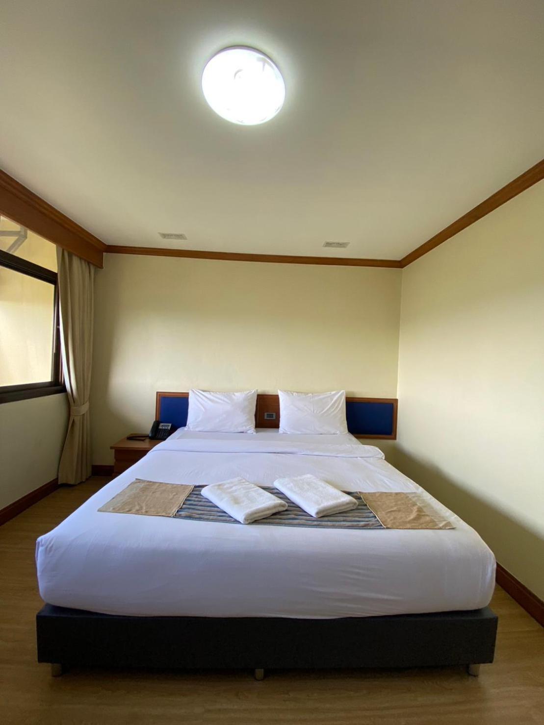 Phuphanplace Hotel Ban Phang Khwang Tai Exterior foto